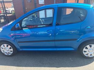 Peugeot 107 1.0 12V Urban 2 Tronic EURO 5 5dr