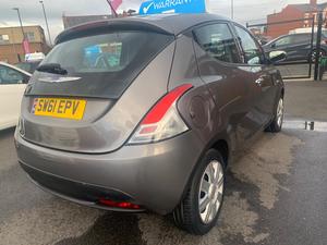 Chrysler Ypsilon 1.2 S Euro 5 (s/s) 5dr