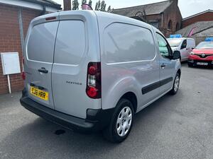 Peugeot Partner 1.6 BlueHDi 854 Professional L1 5dr