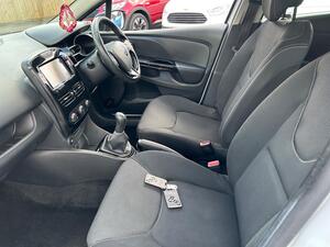 Renault Clio 1.2 16V Dynamique MediaNav EURO 5 5dr