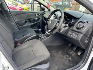 Renault Clio 1.2 16V Dynamique MediaNav EURO 5 5dr