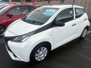 Toyota AYGO 1.0 VVT-i X EURO 5 5dr EURO 5