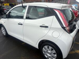 Toyota AYGO 1.0 VVT-i X EURO 5 5dr EURO 5