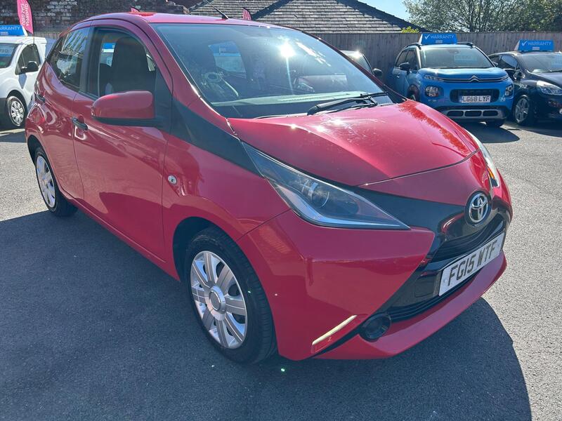 Toyota AYGO 1.0 VVT-i x-play EURO 5 5dr EURO 5