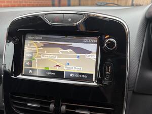 Renault Clio 1.2 16V Dynamique MediaNav EURO 5 5dr