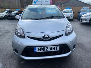 Toyota AYGO 1.0 VVT-i Ice Euro 5 5dr