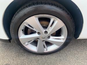 Renault Megane 1.6 16V Dynamique TomTom Euro 5 5dr