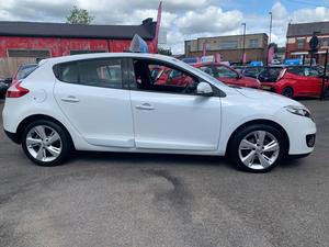 Renault Megane 1.6 16V Dynamique TomTom Euro 5 5dr
