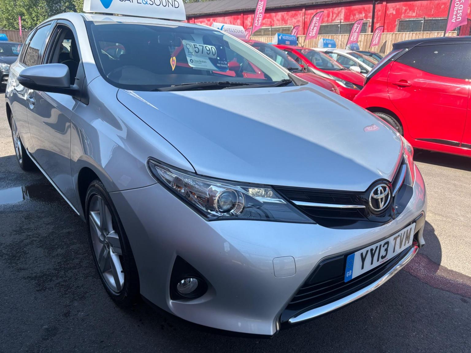 Toyota Auris 1.6 V-Matic Sport Euro 5 5dr