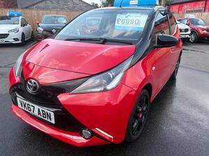 Toyota AYGO 1.0 VVT-i x-cite 4 Red Bi-Tone Euro 6 5dr