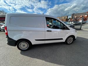 Ford Transit Courier 1.5 TDCI L1 EURO 6 5dr