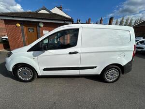Ford Transit Courier 1.5 TDCI L1 EURO 6 5dr