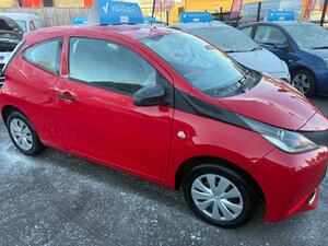 Toyota AYGO 1.0 VVT-i X EURO 5 3dr EURO 5