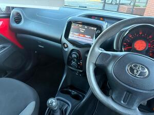 Toyota AYGO 1.0 VVT-i X EURO 5 3dr EURO 5