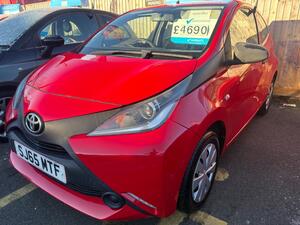Toyota AYGO 1.0 VVT-i X EURO 5 3dr EURO 5