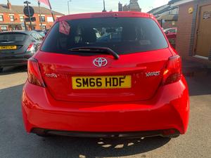 Toyota Yaris 1.33 Dual VVT-i Icon Euro 6 5dr