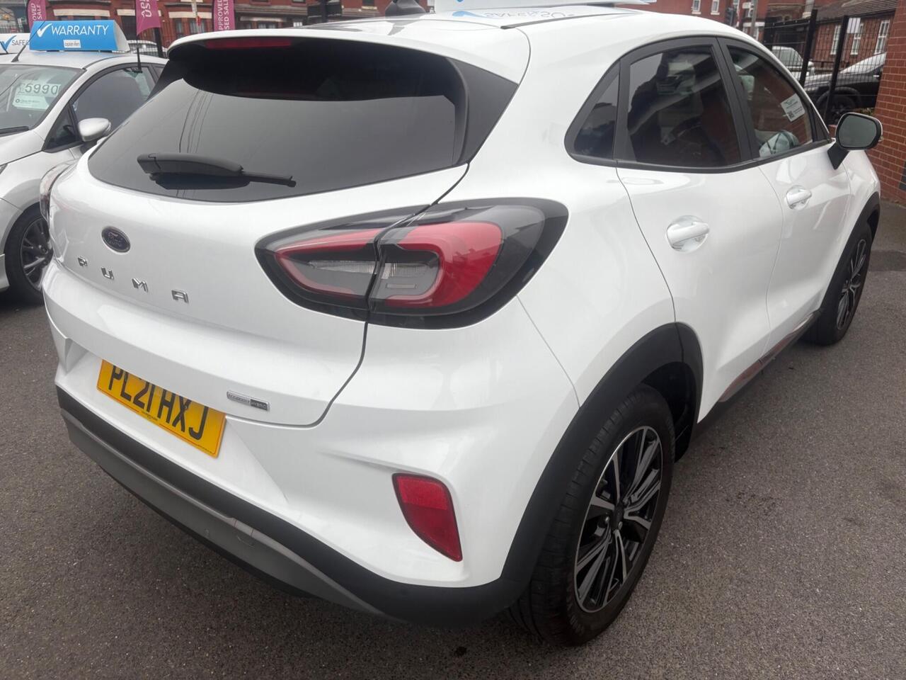 Ford Puma 1.0T EcoBoost MHEV Titanium EURO 6 (s/s) 5dr
