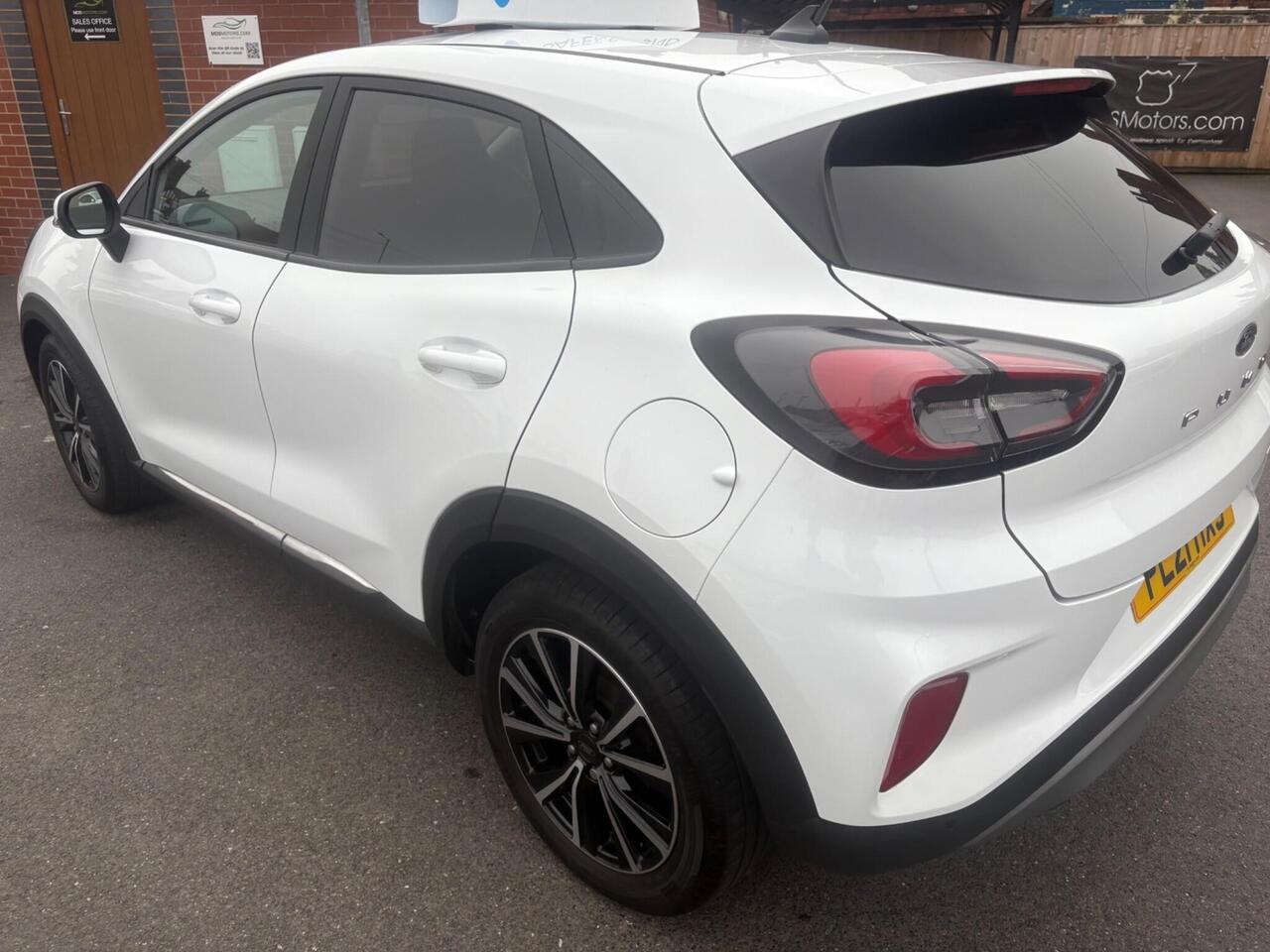 Ford Puma 1.0T EcoBoost MHEV Titanium EURO 6 (s/s) 5dr