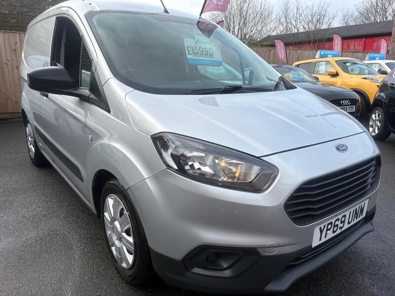 Ford Transit Courier 1.5 TDCI L1 EURO 6 5dr