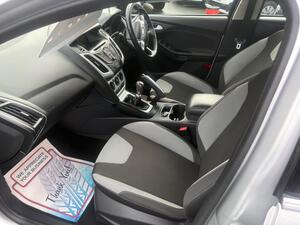 Ford Focus 1.6 TDCI Zetec S EURO 5 (s/s) 5dr