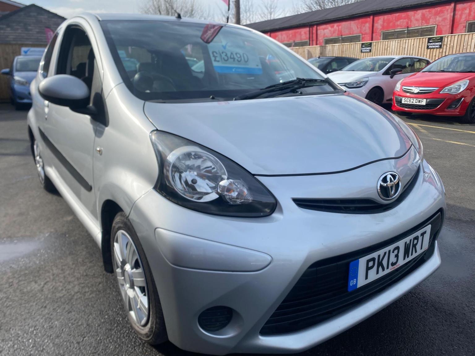 Toyota AYGO 1.0 VVT-i Ice Euro 5 3dr