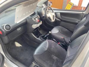 Toyota AYGO 1.0 VVT-i Ice Euro 5 3dr