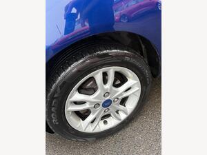 Ford Fiesta 1.25 Zetec EURO 6 5dr