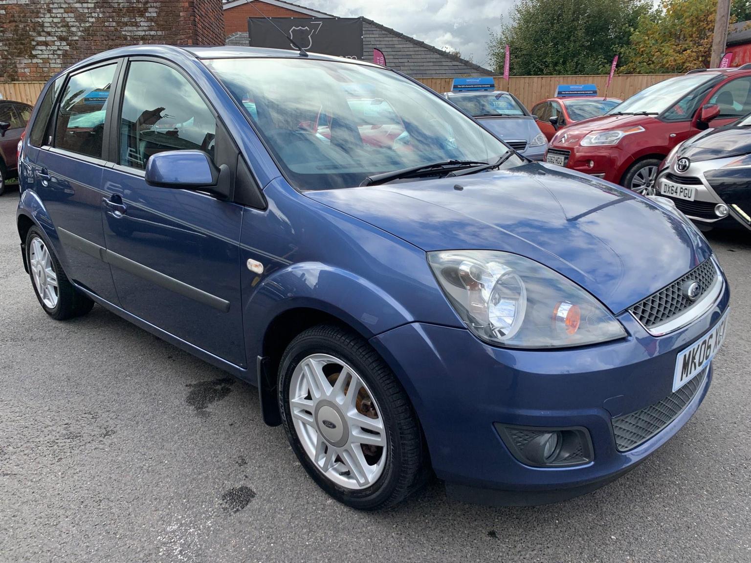 Ford Fiesta 1.4 Ghia 5dr