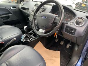 Ford Fiesta 1.4 Ghia 5dr