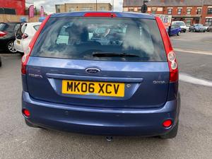 Ford Fiesta 1.4 Ghia 5dr