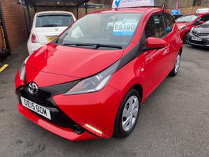 Toyota AYGO 1.0 VVT-i x-play Euro 5 5dr Euro 5