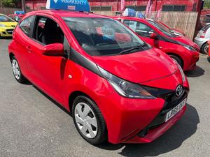 Toyota AYGO 1.0 VVT-i x-play Euro 5 3dr Euro 5