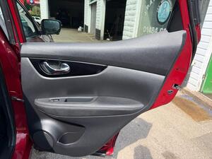Nissan Qashqai 1.5 DCI N-Vision SUV 5dr Diesel Manual 2WD EURO 6 (s/s) (110 PS)