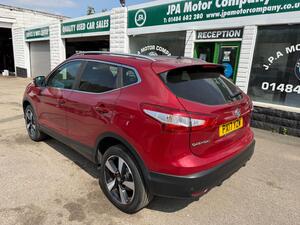 Nissan Qashqai 1.5 DCI N-Vision SUV 5dr Diesel Manual 2WD EURO 6 (s/s) (110 PS)