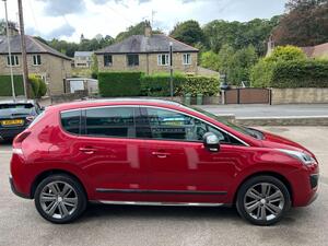 Peugeot 3008 1.6 HDi Allure SUV 5dr Diesel Manual Euro 5 (115 ps)