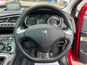 Peugeot 3008 1.6 HDi Allure SUV 5dr Diesel Manual Euro 5 (115 ps)