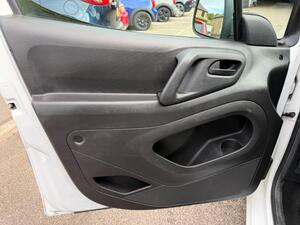 Citroen Berlingo 1.6 HDI 625 Enterprise Panel VAN 5dr Diesel Manual L1 (Euro 5) (135 g/km, 75 BHP)