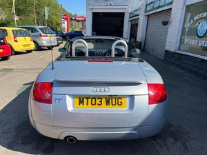 Audi TT 1.8T Roadster 2dr