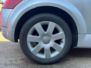 Audi TT 1.8T Roadster 2dr