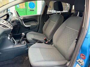 Ford Fiesta 1.6 TDCI ECOnetic DPF EDGE Hatchback 5dr Diesel Manual (87 g/km, 94 BHP)