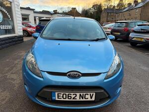 Ford Fiesta 1.6 TDCI ECOnetic DPF EDGE Hatchback 5dr Diesel Manual (87 g/km, 94 BHP)