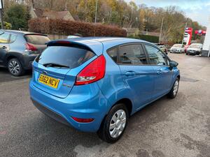 Ford Fiesta 1.6 TDCI ECOnetic DPF EDGE Hatchback 5dr Diesel Manual (87 g/km, 94 BHP)