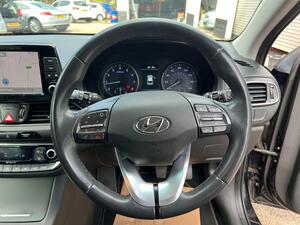Hyundai i30 1.4 T-GDi Blue Drive Premium Euro 6 (s/s) 5dr