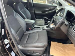 Hyundai i30 1.4 T-GDi Blue Drive Premium Euro 6 (s/s) 5dr