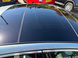 Jaguar XJ 3.0D V6 Portfolio Saloon 4dr Diesel AUTO EURO 5 (275 PS)