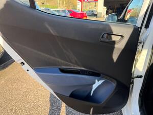 Hyundai i10 1.0 SE EURO 6 5dr