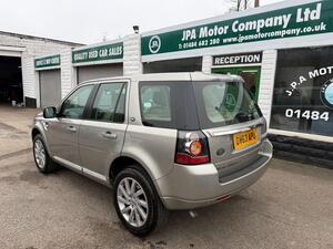 Land Rover Freelander 2 2.2 TD4 XS SUV 5dr Diesel Manual 4WD EURO 5 (s/s) (150 PS)