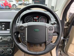 Land Rover Freelander 2 2.2 TD4 XS SUV 5dr Diesel Manual 4WD EURO 5 (s/s) (150 PS)