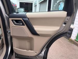 Land Rover Freelander 2 2.2 TD4 XS SUV 5dr Diesel Manual 4WD EURO 5 (s/s) (150 PS)