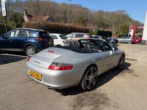 Porsche 911 3.6 996 Carrera 2 Cabriolet 2dr Petrol Tiptronic S (274 g/km, 315 BHP)